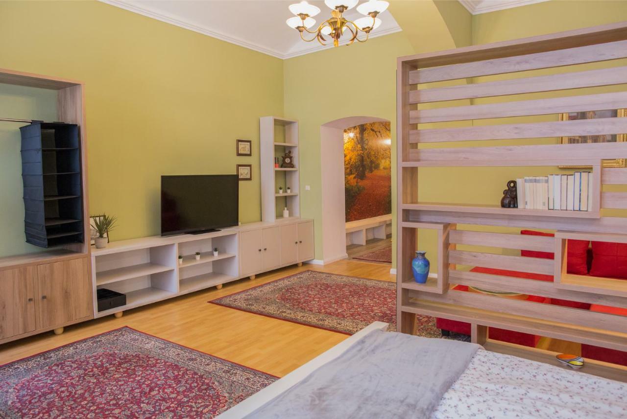 City Light Apartment Timişoara Eksteriør billede